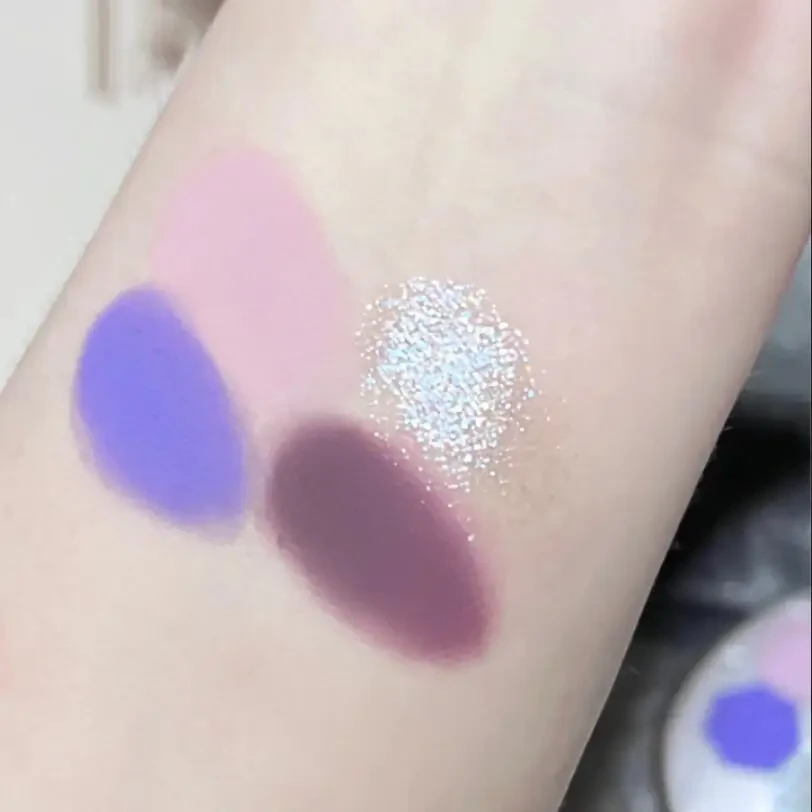 girlcult chameleon glitter eyeshadow color swatches